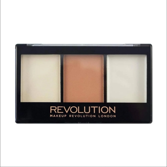 Makeup Revolution Other - Makeup Revolution Contour Trio- Lightening F02